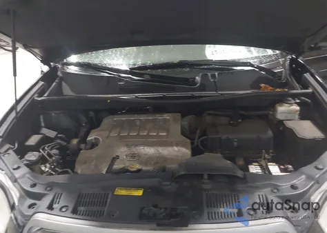 2010 Toyota Highlander Base V6 from USA, damaged, VIN 5TDBK3EH6AS038933